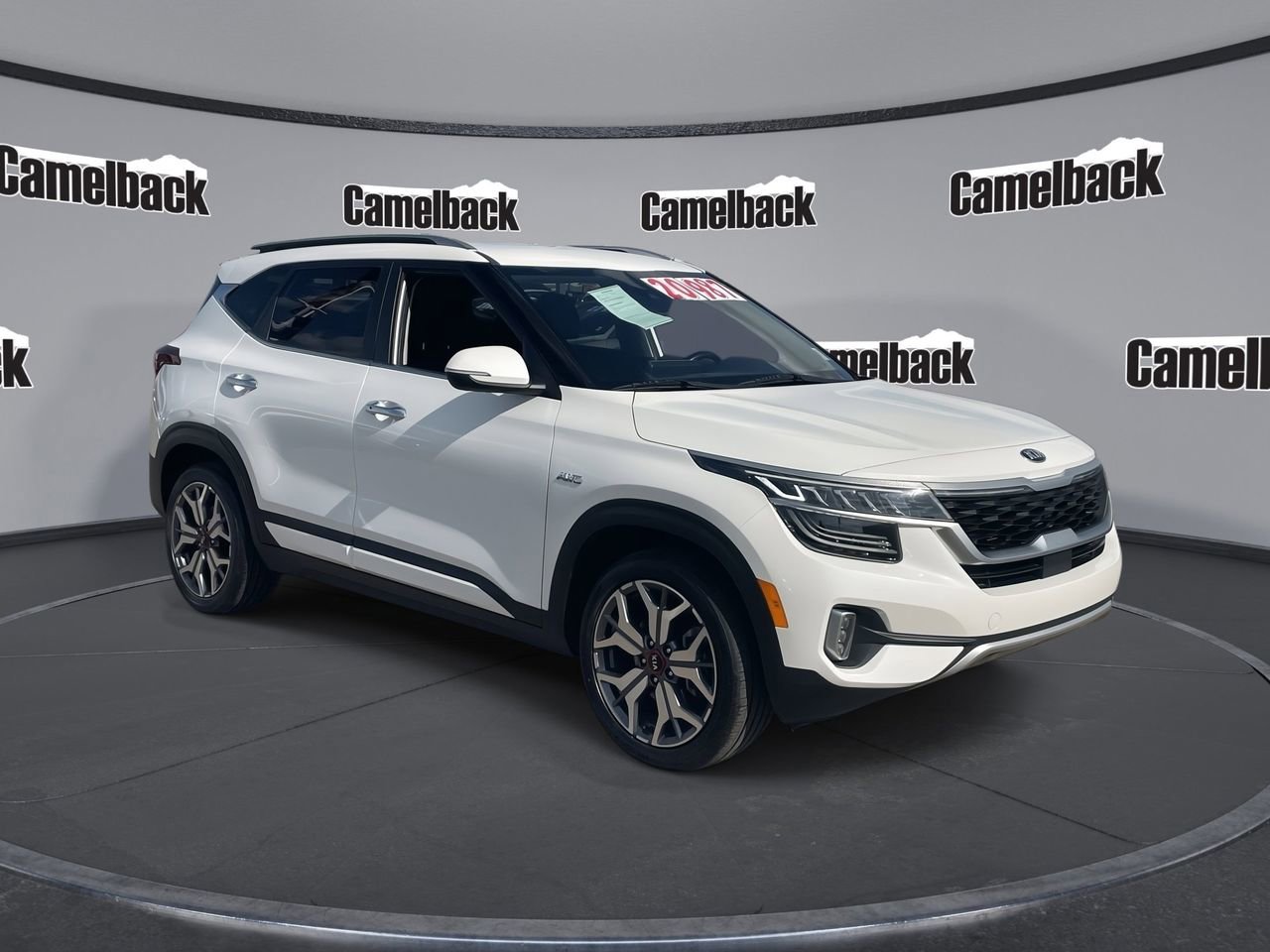 Used 2021 Kia Seltos SX AWD/4WD image 1