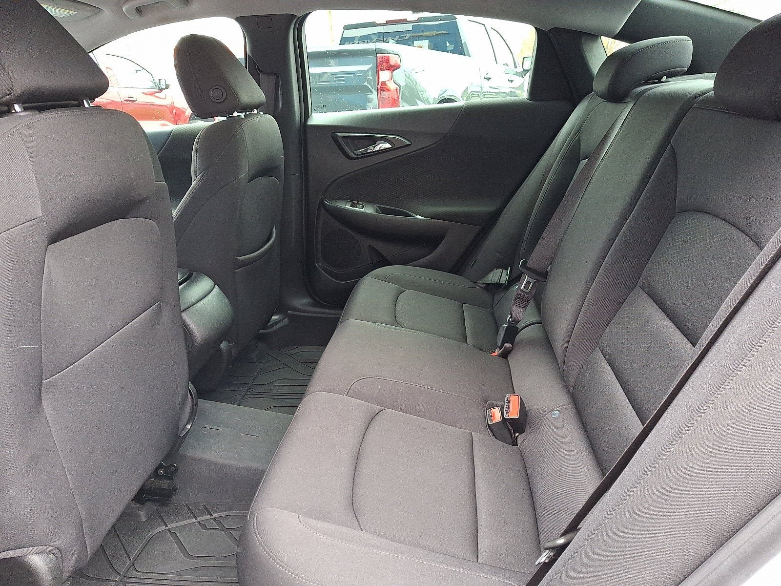 Used 2024 Chevrolet Malibu RS w/ LPO, Floor Liner Package FWD image 9