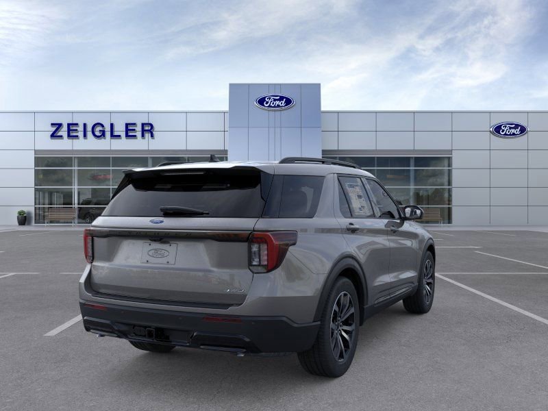 New 2026 Ford Explorer ST-Line image 8
