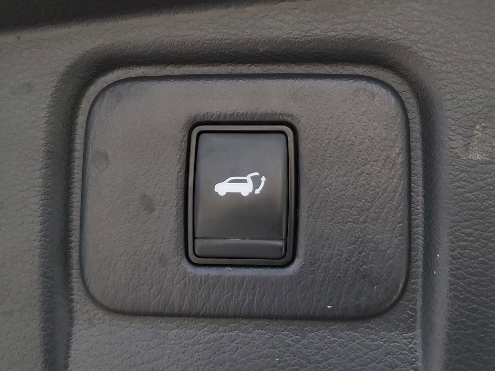 Used 2018 Nissan Murano Platinum FWD image 13