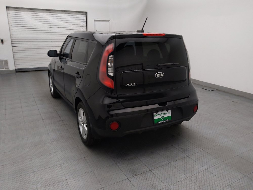 Used 2017 Kia Soul FWD image 5