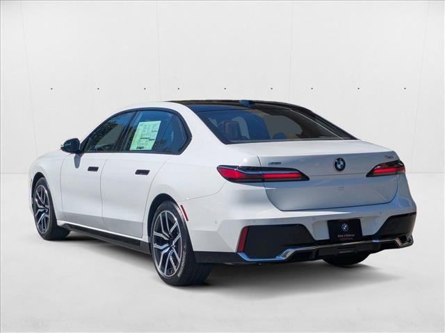 Used 2025 BMW 740i xDrive w/ Premium Package AWD/4WD image 8