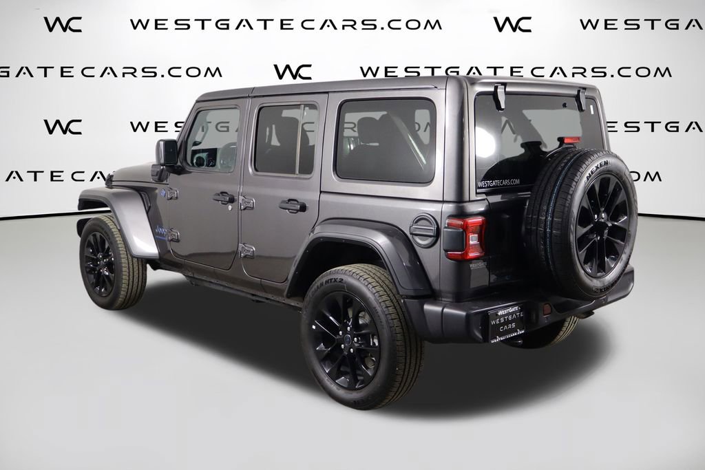 Used 2025 Jeep Wrangler Unlimited Sahara w/ Safety Group image 49