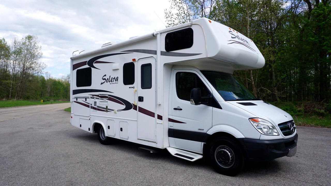 Used 2012 Mercedes-Benz Sprinter 3500 image 7