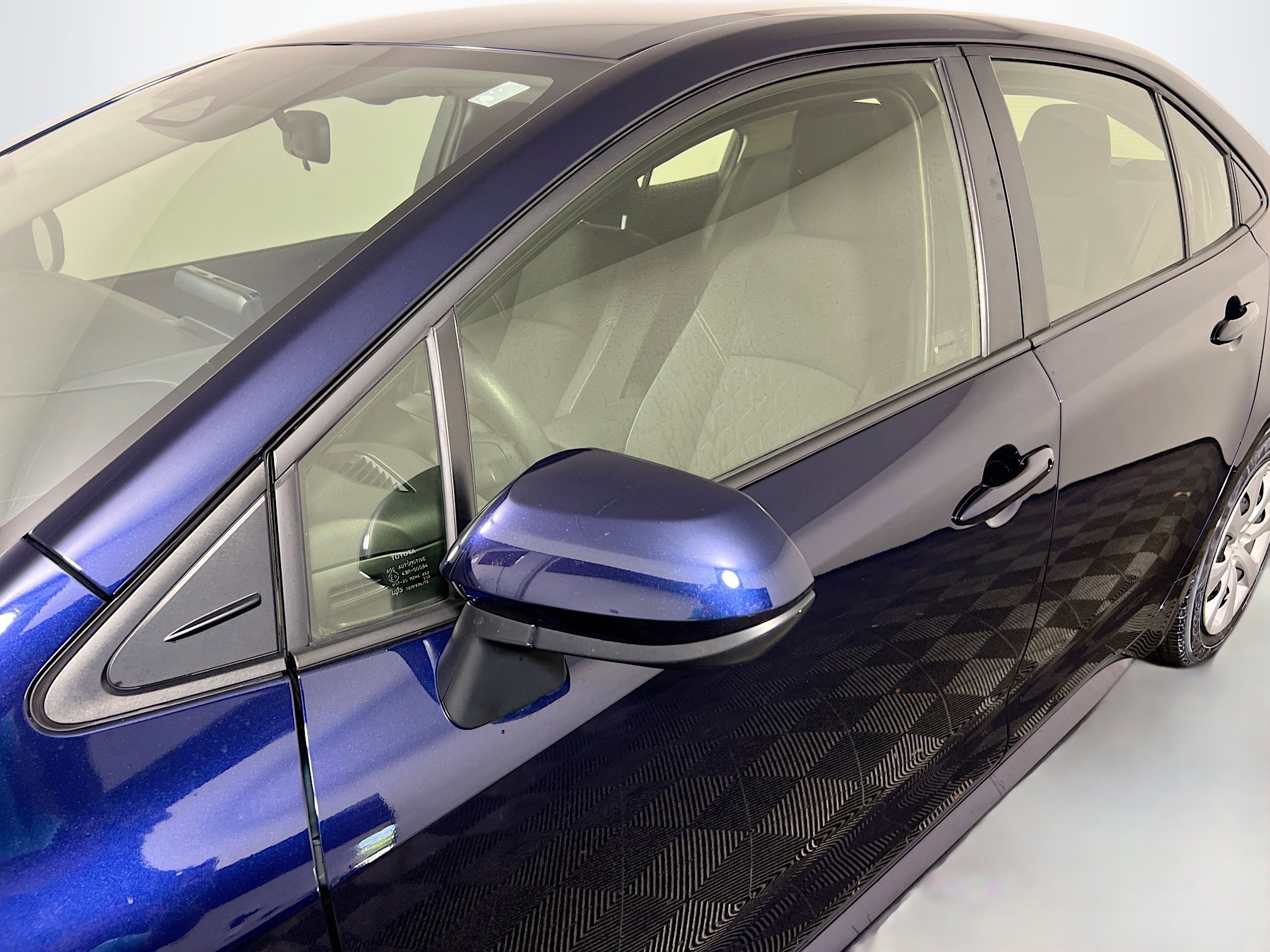 Used 2024 Toyota Corolla LE image 12