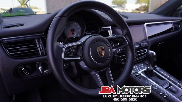 Used 2020 Porsche Macan S image 16