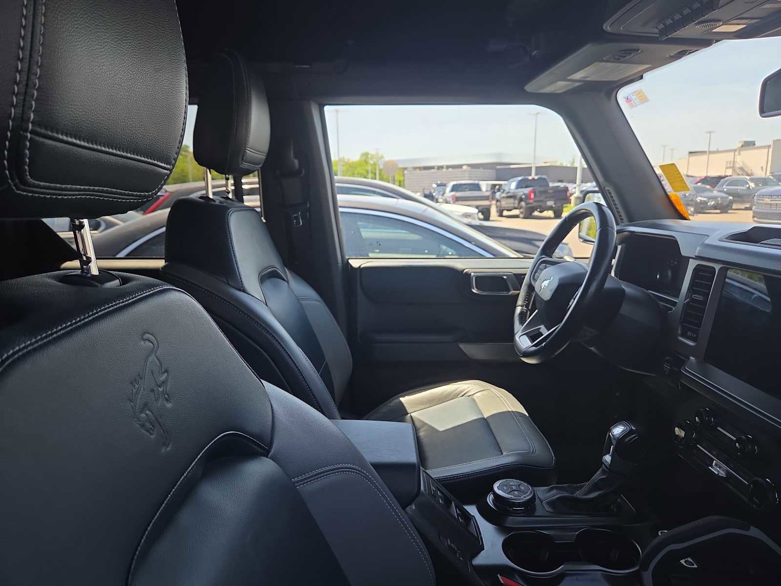 Used 2021 Ford Bronco Outer Banks AWD/4WD image 11