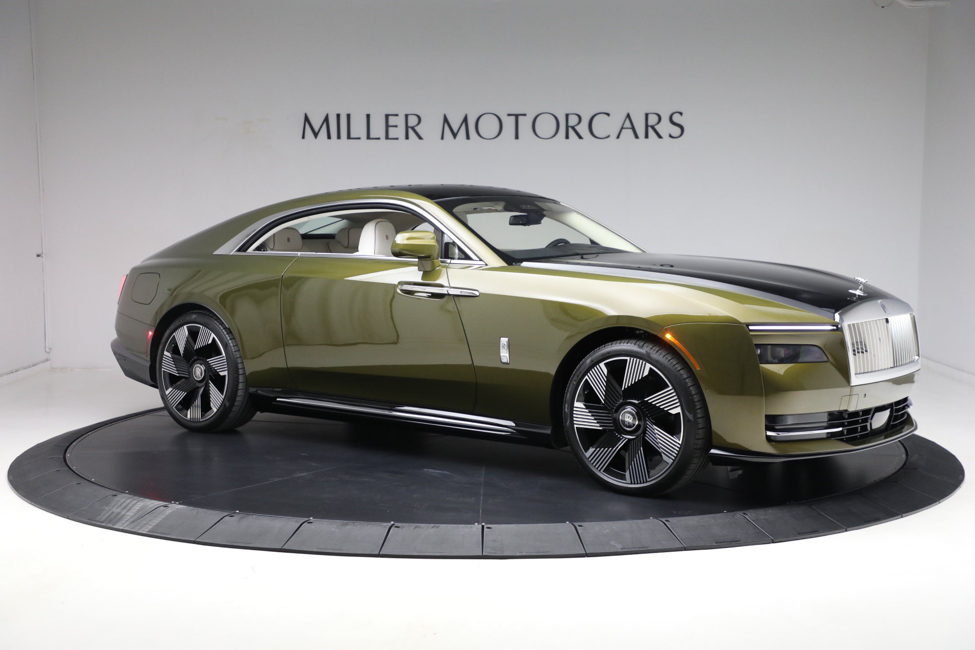 Certified 2025 Rolls-Royce Spectre w/ Spectre Launch Package AWD/4WD image 11