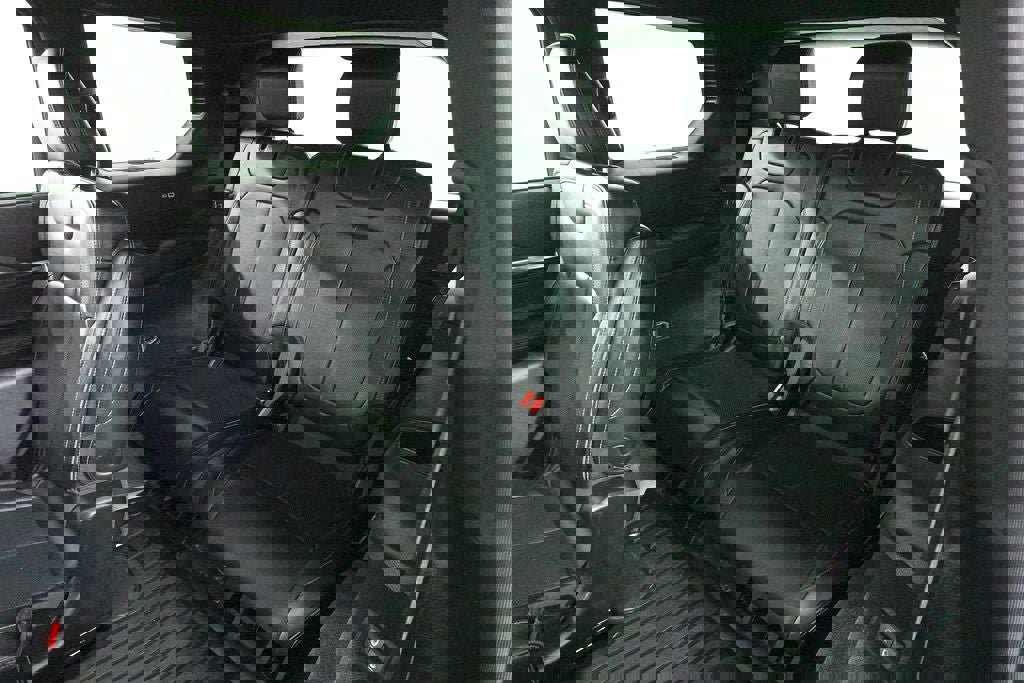 Used 2021 Jeep Grand Cherokee L Overland w/ Luxury Tech Group IV image 27