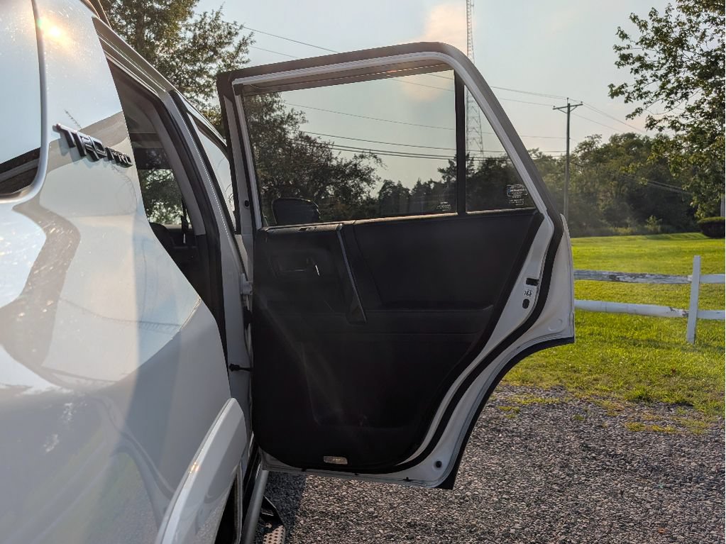 Used 2020 Toyota 4Runner Venture w/ Moonroof Package AWD/4WD image 12