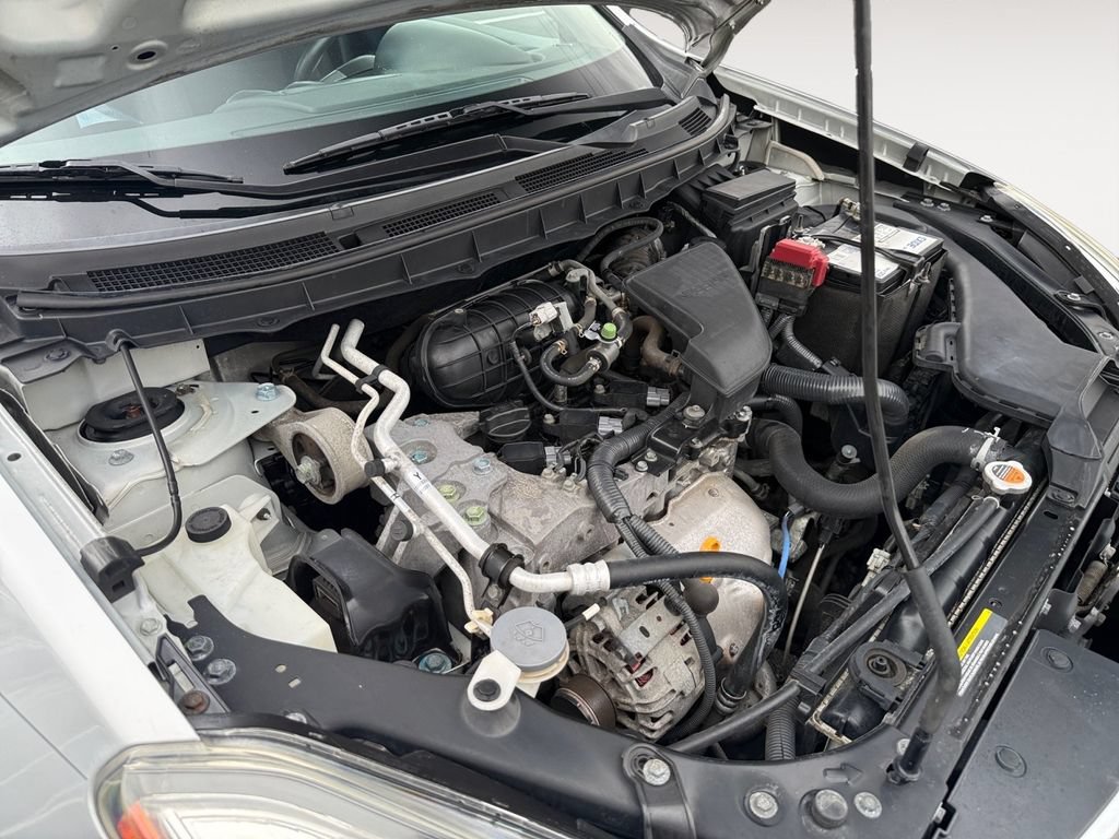 Used 2014 Nissan Rogue S AWD/4WD image 22