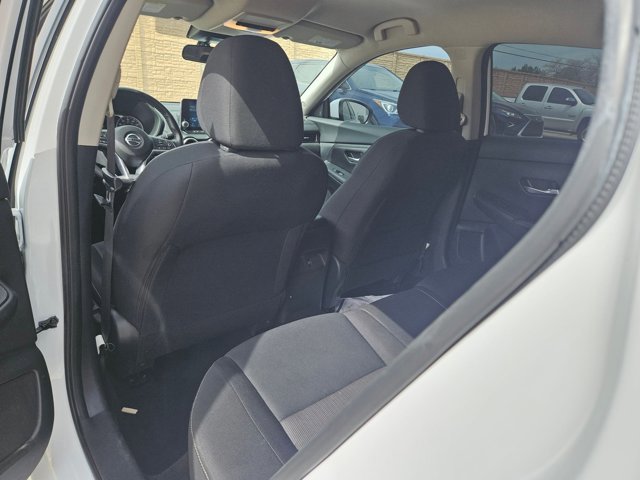 Used 2022 Nissan Sentra SV image 11