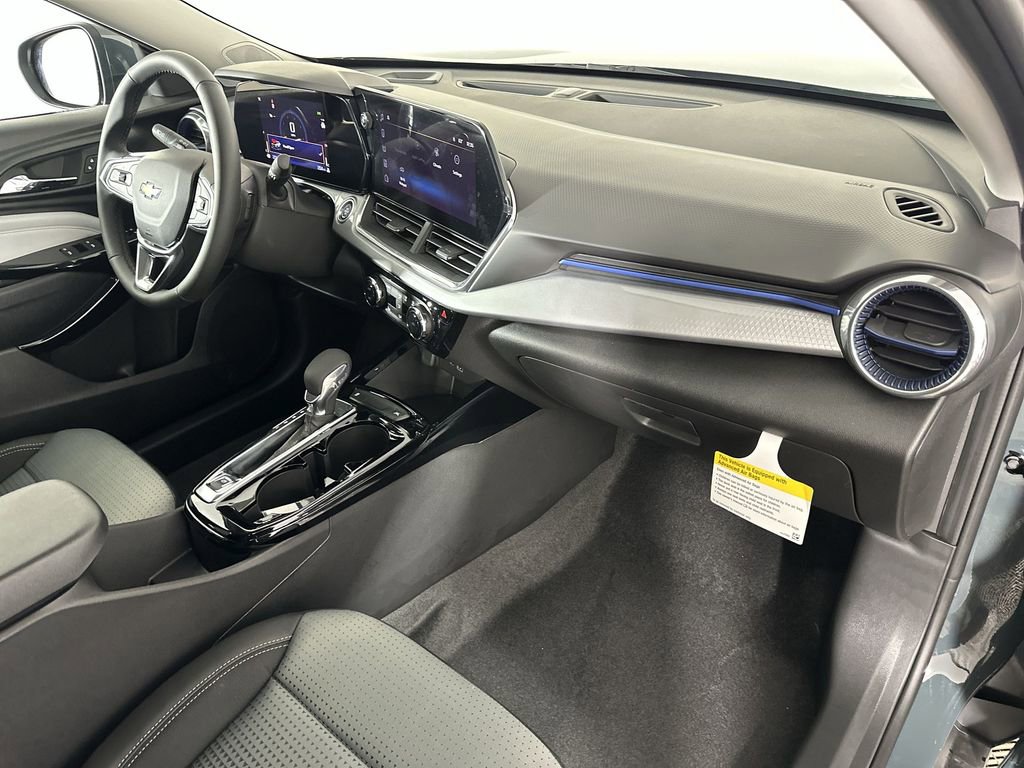 New 2026 Chevrolet Trax LT image 27