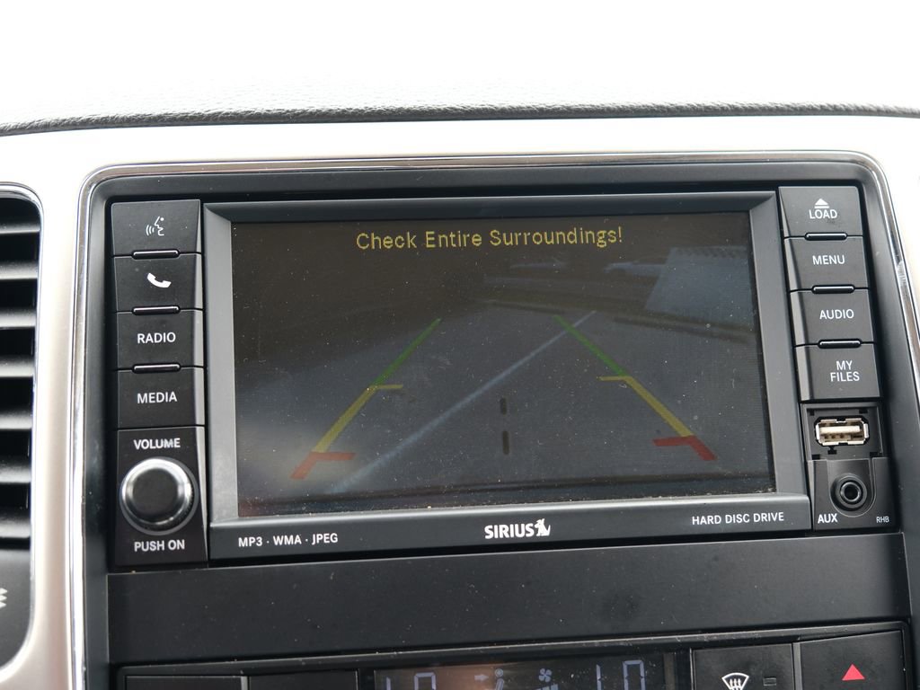 Used 2011 Jeep Grand Cherokee Laredo image 22