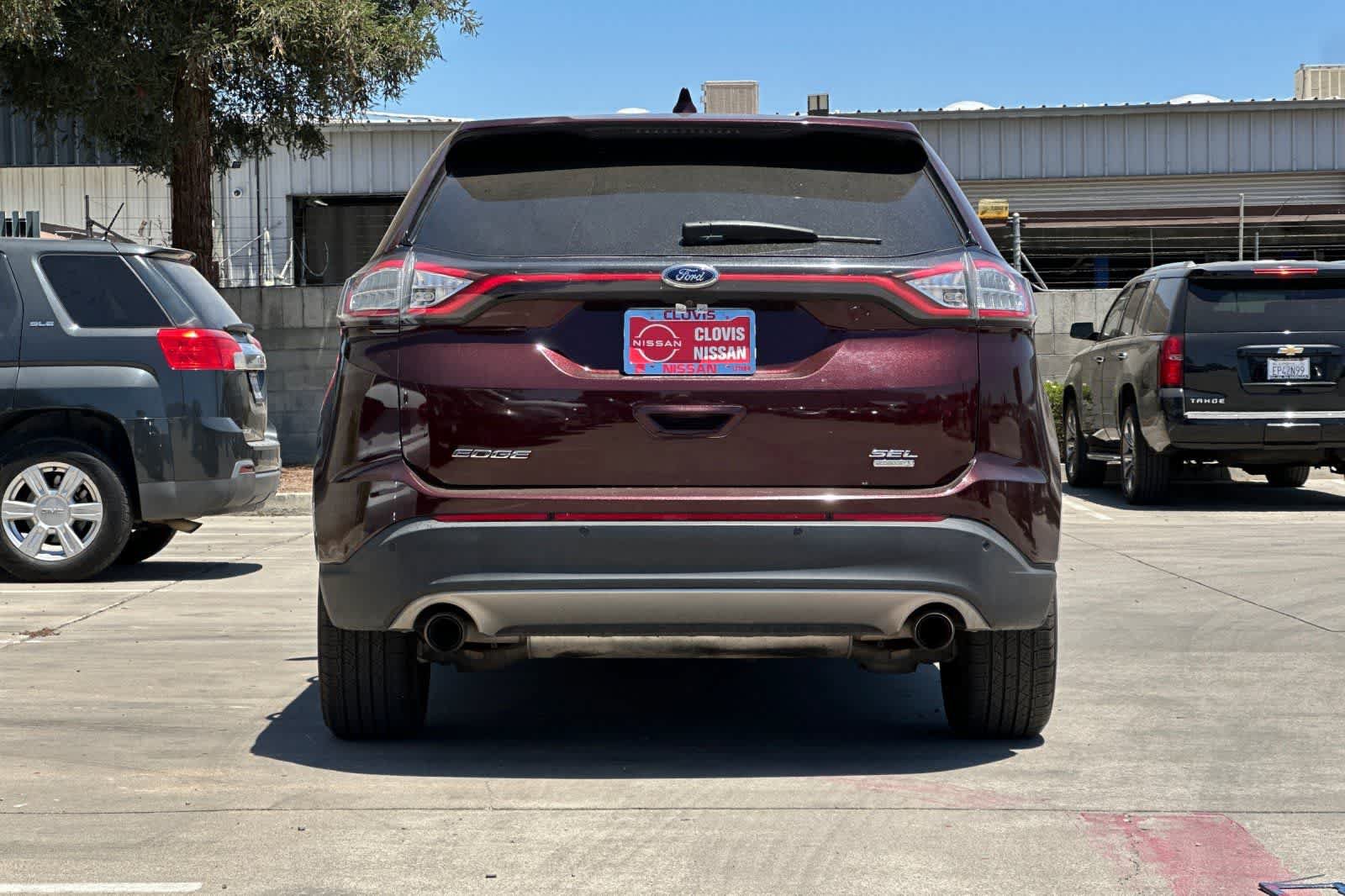 Used 2018 Ford Edge SEL w/ Equipment Group 201A FWD image 8