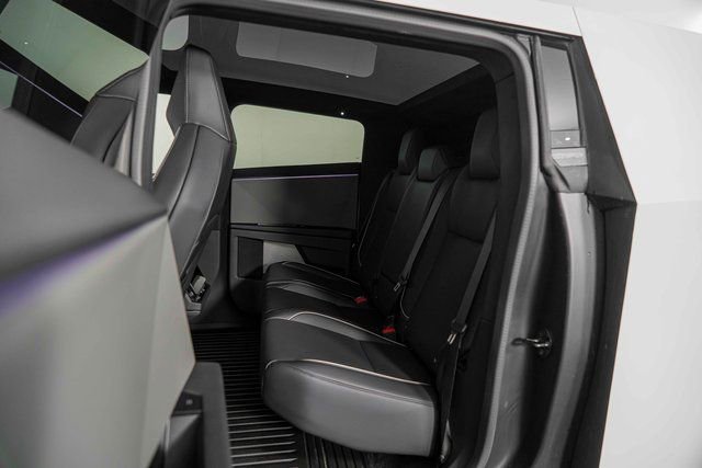 Used 2024 Tesla Cybertruck AWD Crew Cab image 15