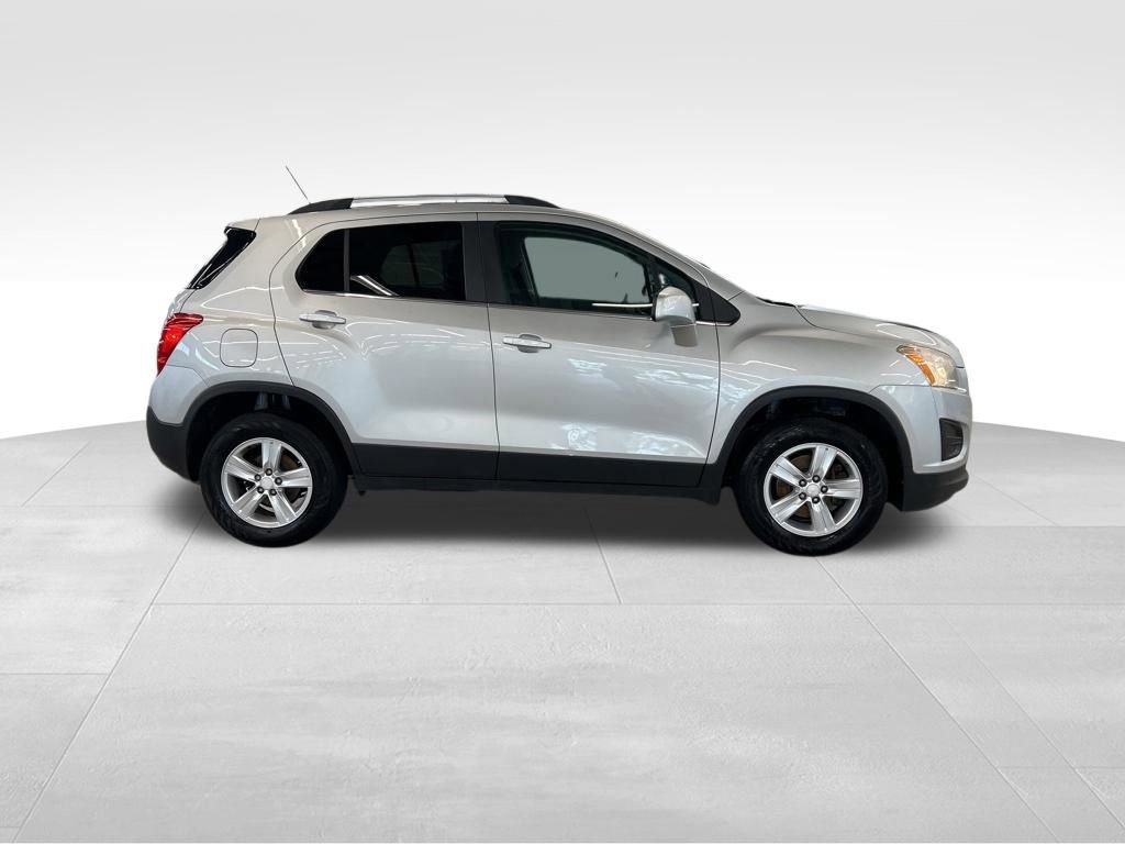 Used 2016 Chevrolet Trax LT AWD/4WD image 26