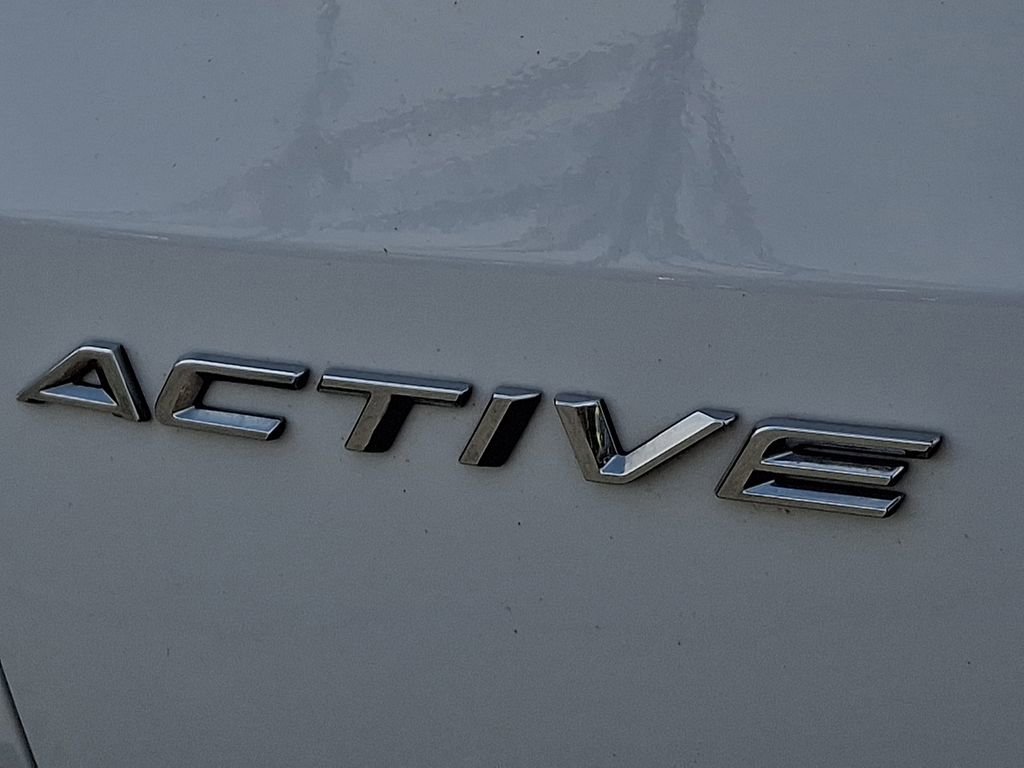 Used 2025 Ford Escape Active image 32