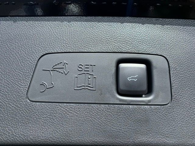 New 2025 Lincoln Corsair Reserve w/ Jet Appearance Package image 6