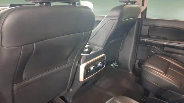 Used 2024 Ford Expedition XLT AWD/4WD image 26