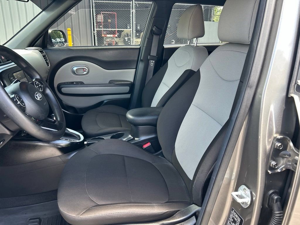 Used 2019 Kia Soul FWD image 17