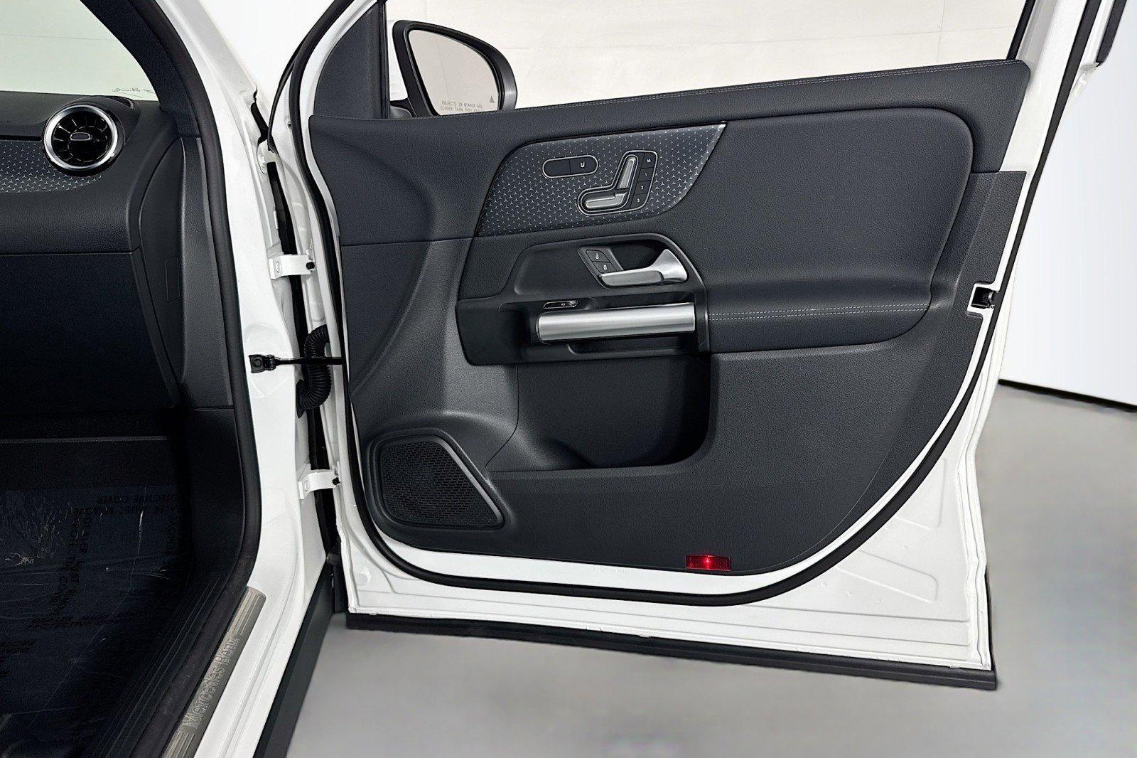 Certified 2026 Mercedes-Benz GLA 250 4MATIC image 24