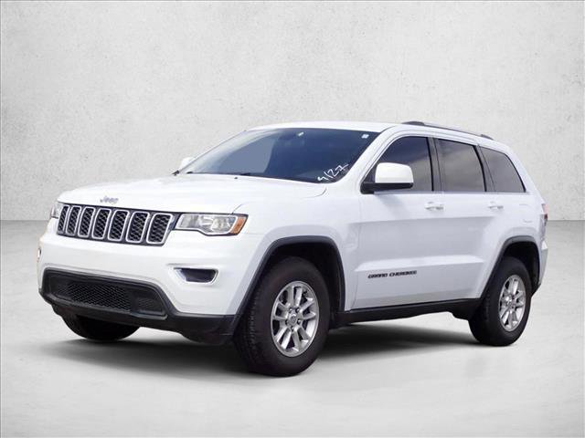 Used 2019 Jeep Grand Cherokee Laredo image 11
