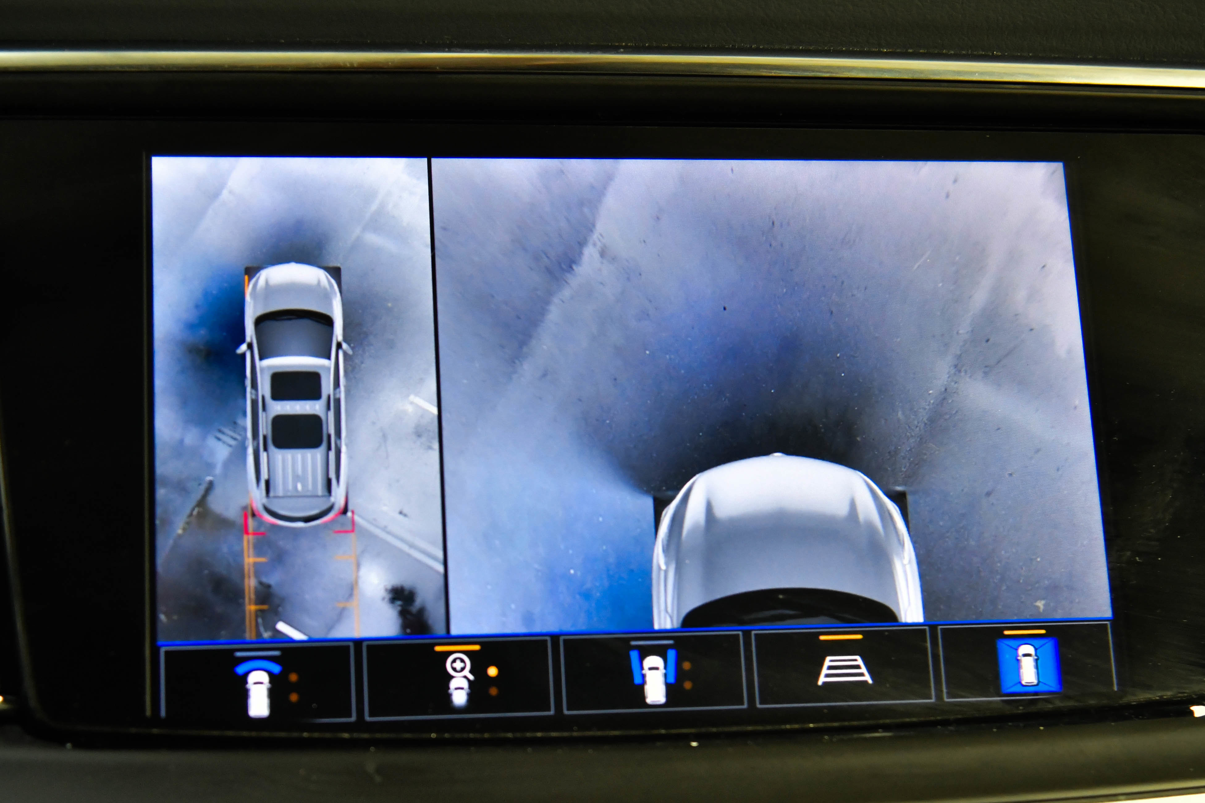 Used 2024 Buick Enclave Premium image 23