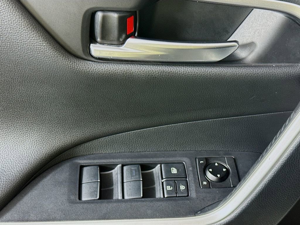 Used 2019 Toyota RAV4 XSE image 21