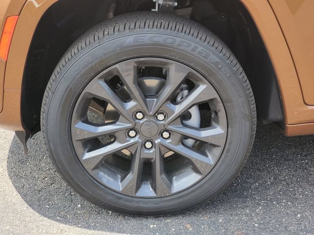 New 2026 Jeep Grand Cherokee Limited AWD/4WD image 6
