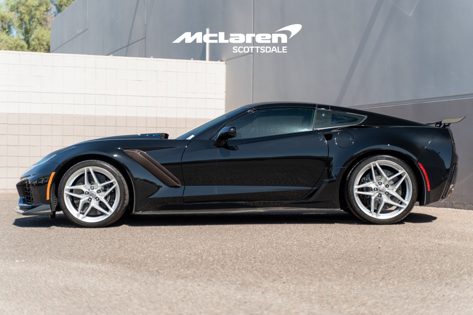 Used 2019 Chevrolet Corvette ZR1 RWD image 4