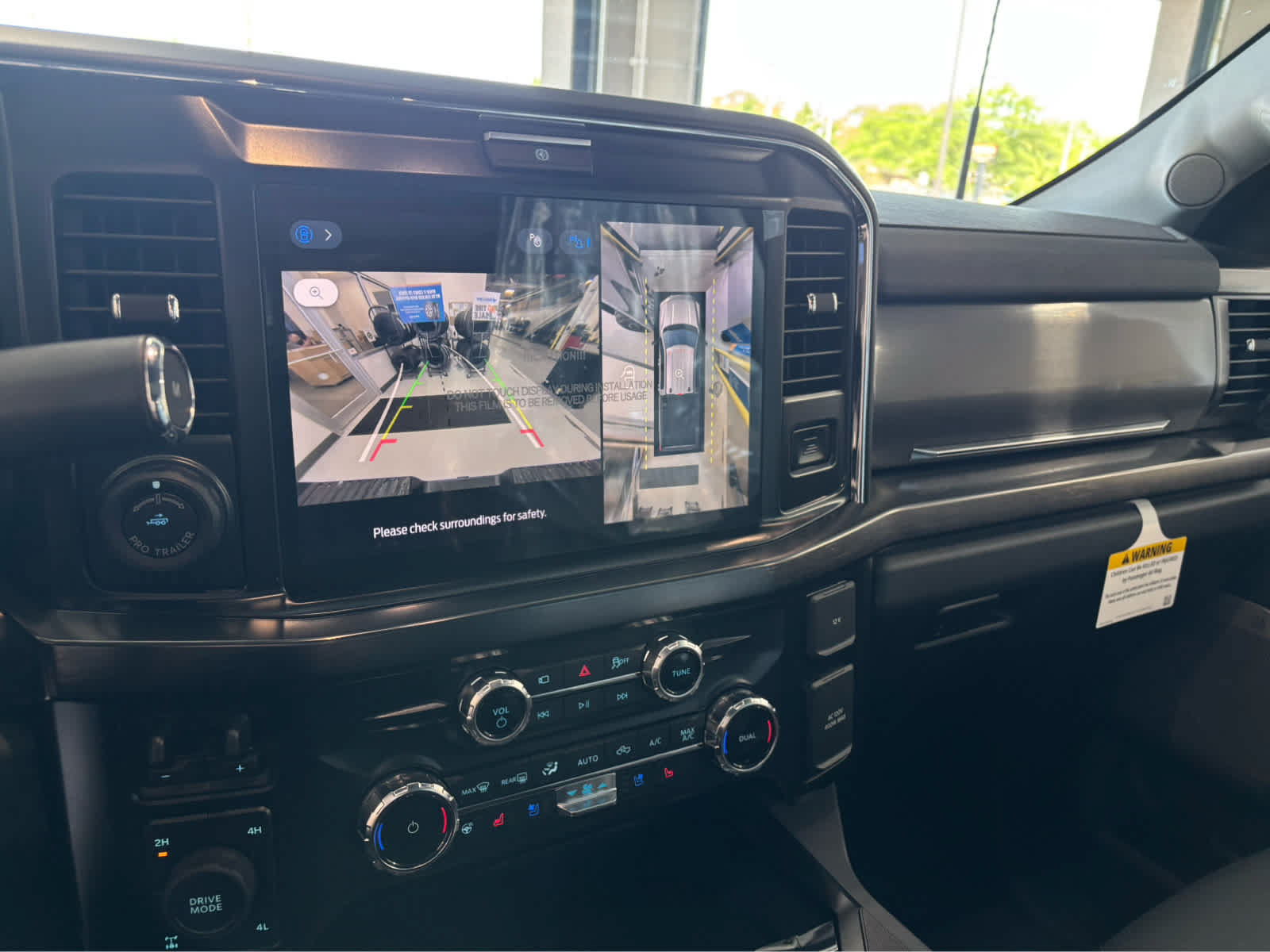 New 2026 Ford F350 Lariat w/ Black Appearance Package AWD/4WD image 16