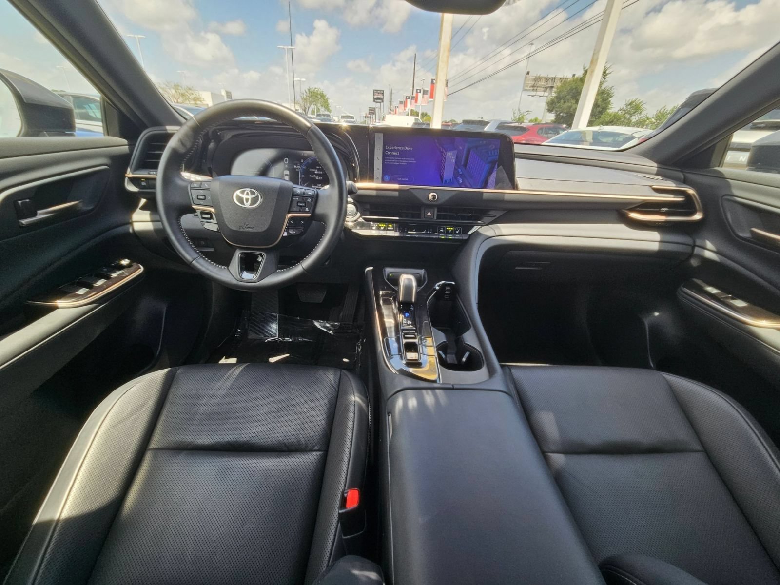 Used 2025 Toyota Crown AWD/4WD image 20