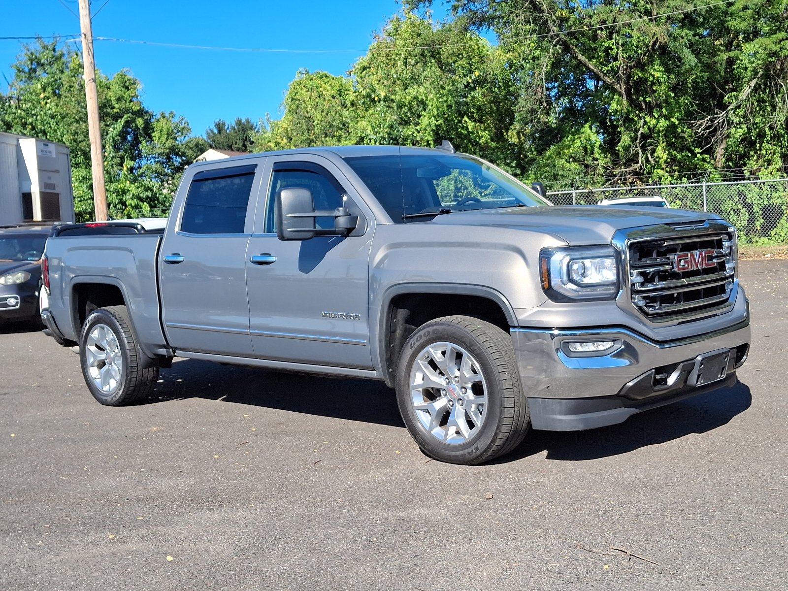 Used 2017 GMC Sierra 1500 SLT w/ SLT Premium Package