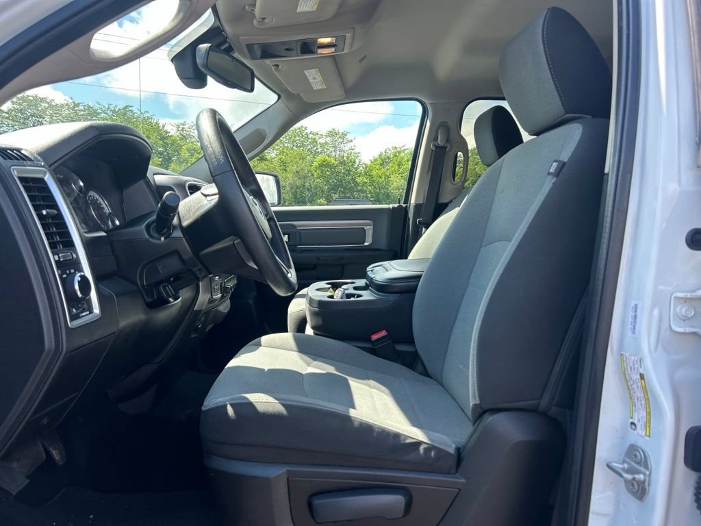 Used 2022 RAM 1500 Classic SLT w/ Electronics Group AWD/4WD image 6