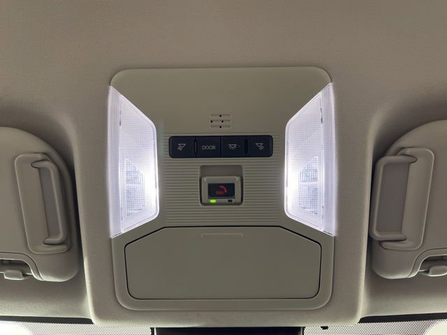 Used 2022 Toyota RAV4 XLE image 35