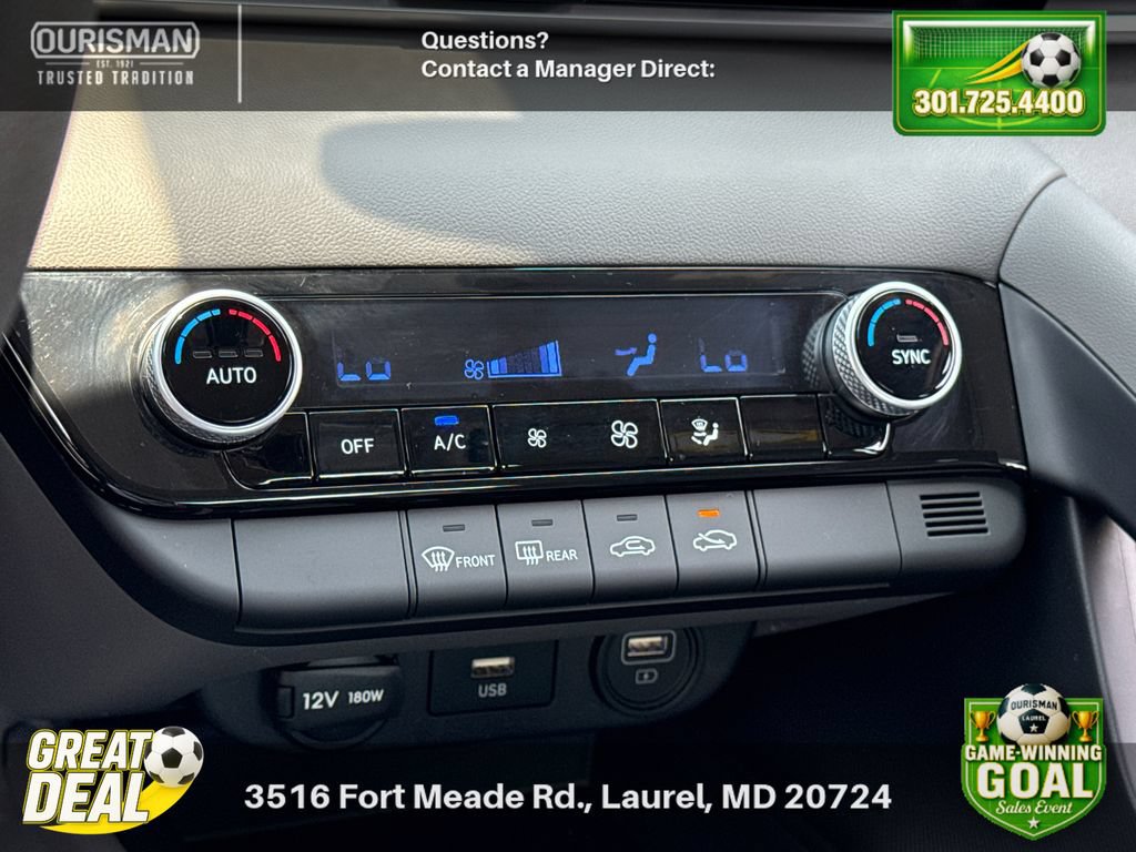 Used 2023 Hyundai Elantra SEL FWD image 12