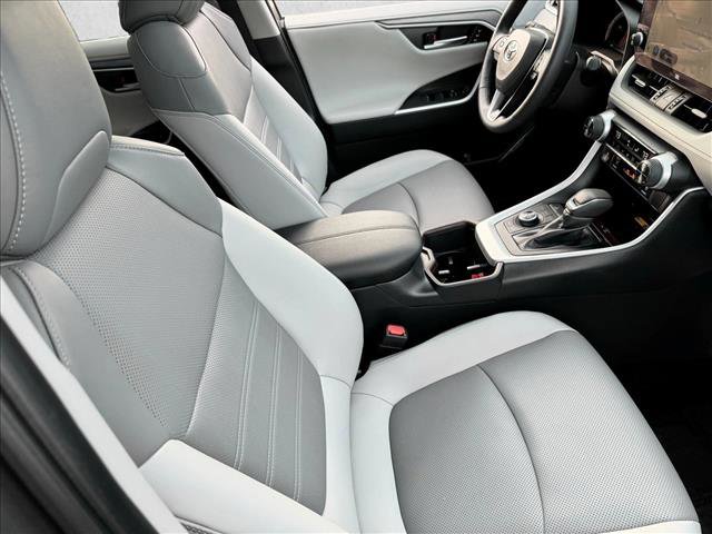 Certified 2025 Toyota RAV4 Limited w/ Advanced Technology Package image 20