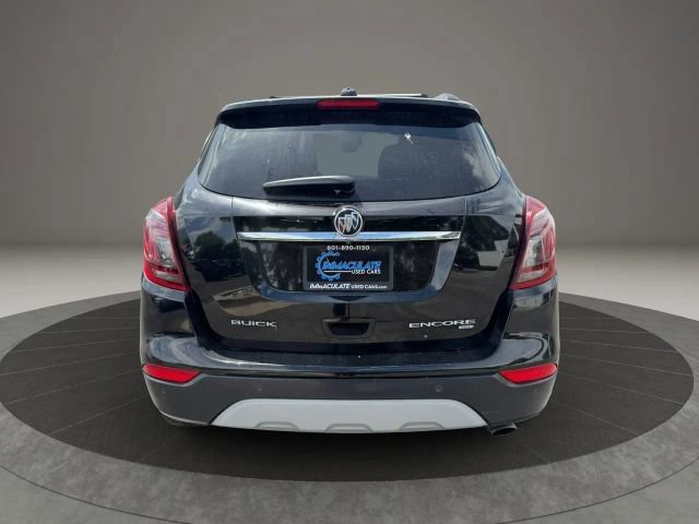 Used 2018 Buick Encore Premium w/ Experience Buick Package AWD/4WD image 4