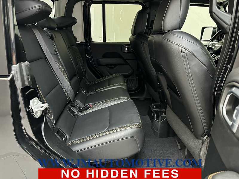 Used 2021 Jeep Gladiator Overland image 17