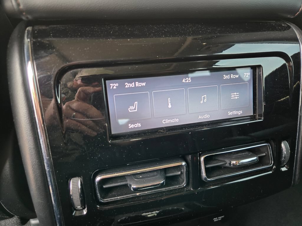 Used 2024 Lincoln Aviator Reserve AWD/4WD image 41