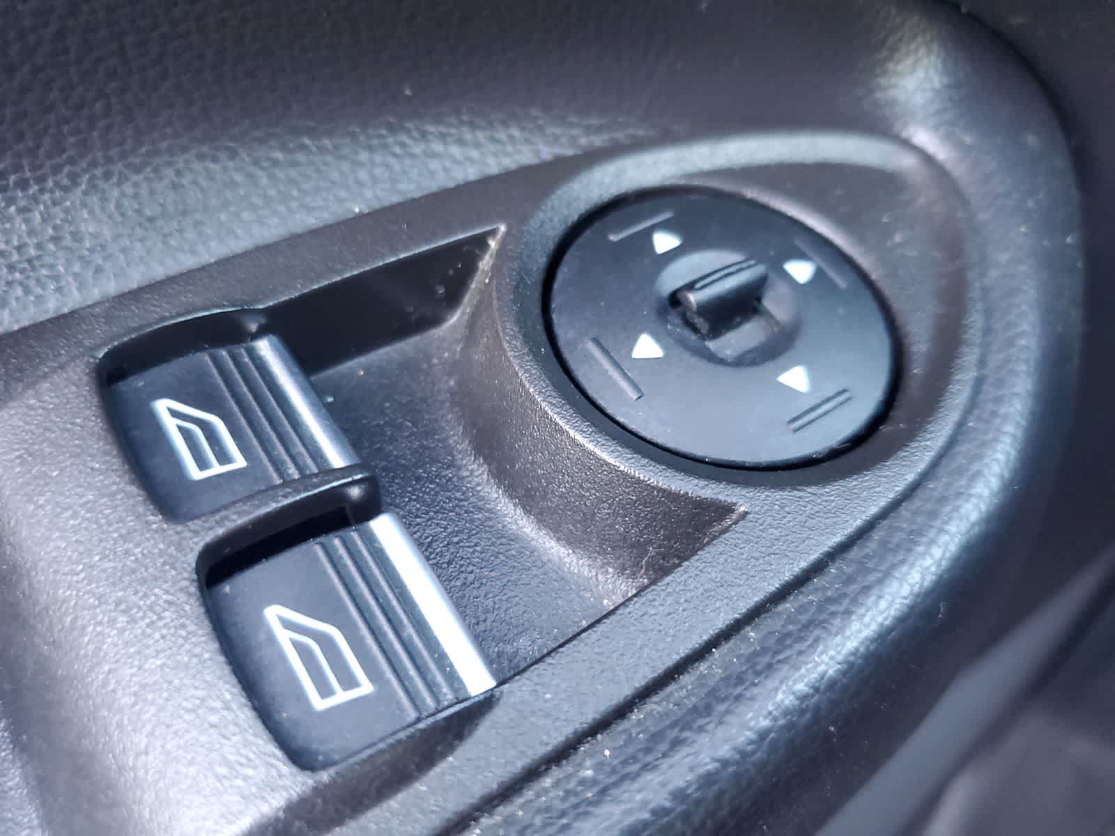 Used 2019 Ford Escape SE AWD/4WD image 25