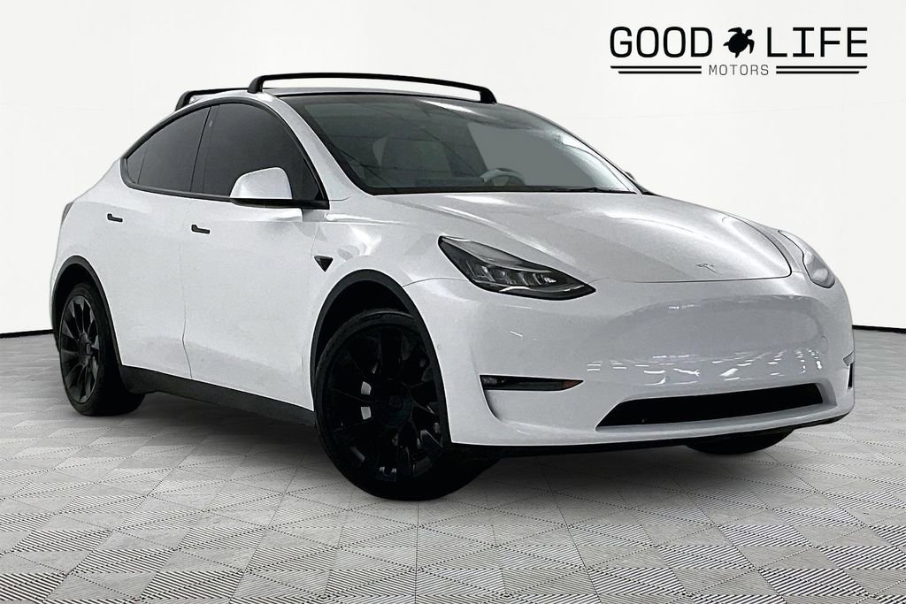 Used 2022 Tesla Model Y Long Range image 1