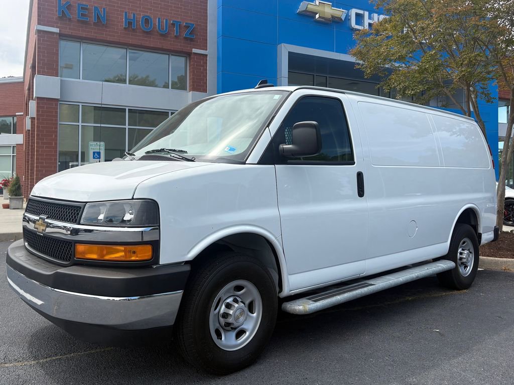 Used 2024 Chevrolet Express 2500 w/ Driver Convenience Package RWD image 1