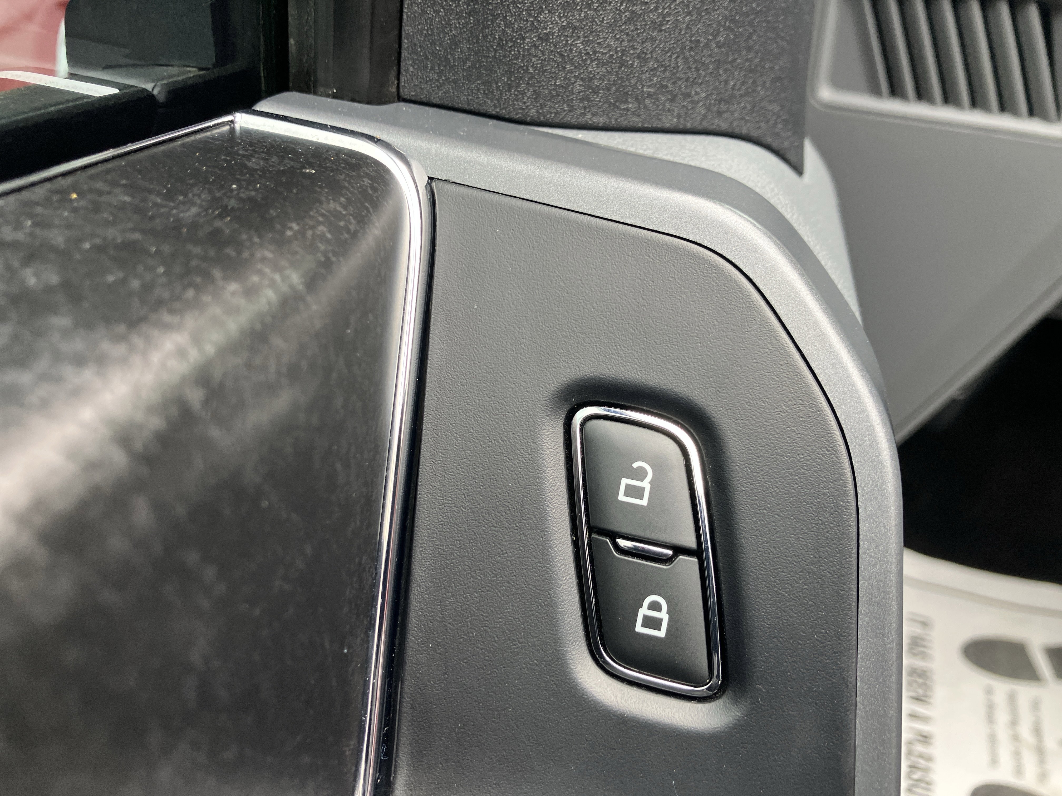 Certified 2021 Ford F150 XLT w/ Equipment Group 302A High image 19