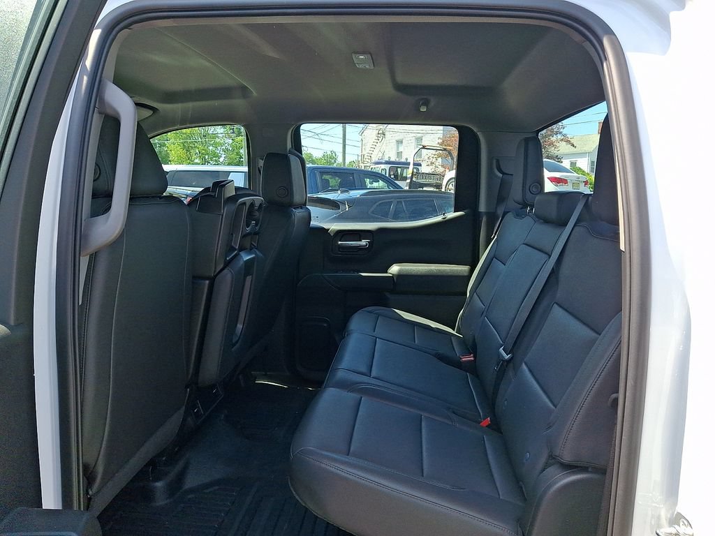 Used 2026 Chevrolet Silverado 1500 W/T w/ Trailering Package AWD/4WD image 10