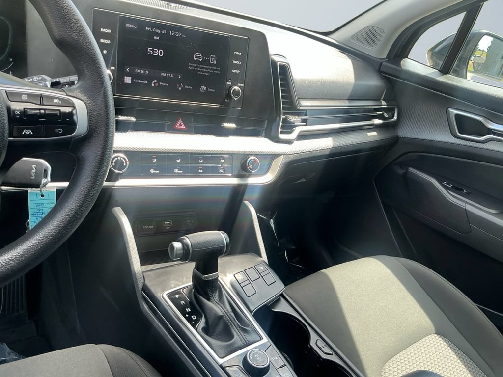 Used 2024 Kia Sportage LX AWD/4WD image 12