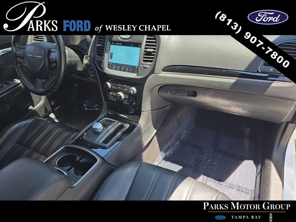 Used 2017 Chrysler 300 S w/ 300S Premium Group image 9