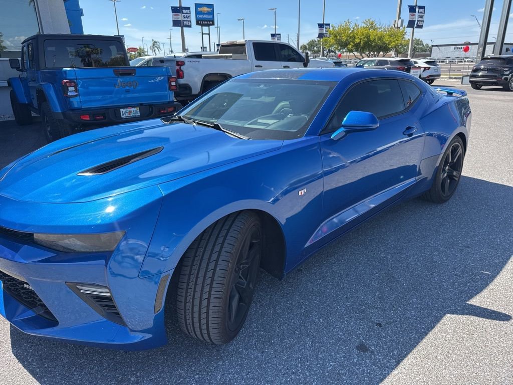 Used 2016 Chevrolet Camaro SS RWD image 1