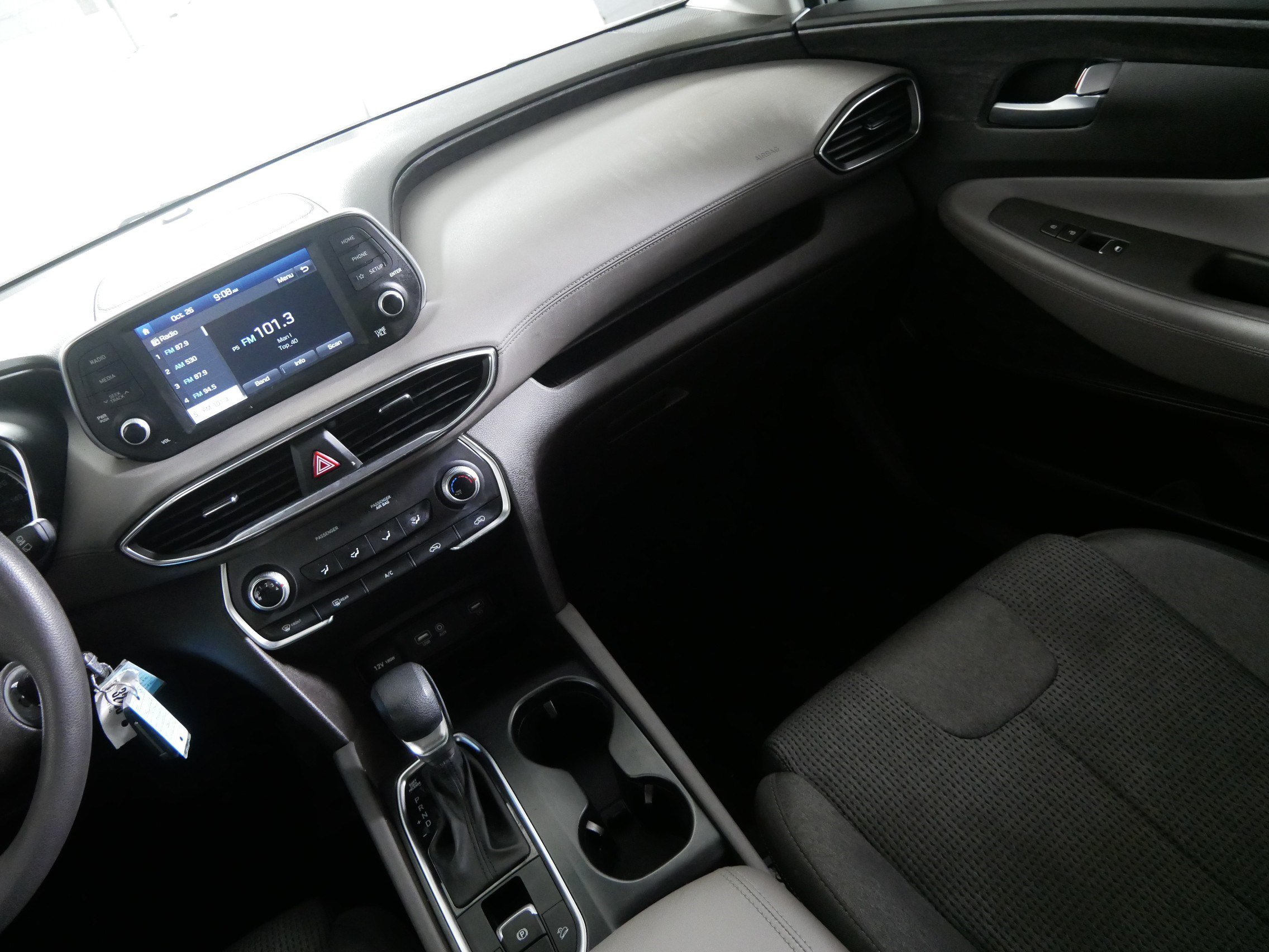 Used 2020 Hyundai Santa Fe SE w/ Cargo Package AWD/4WD image 11